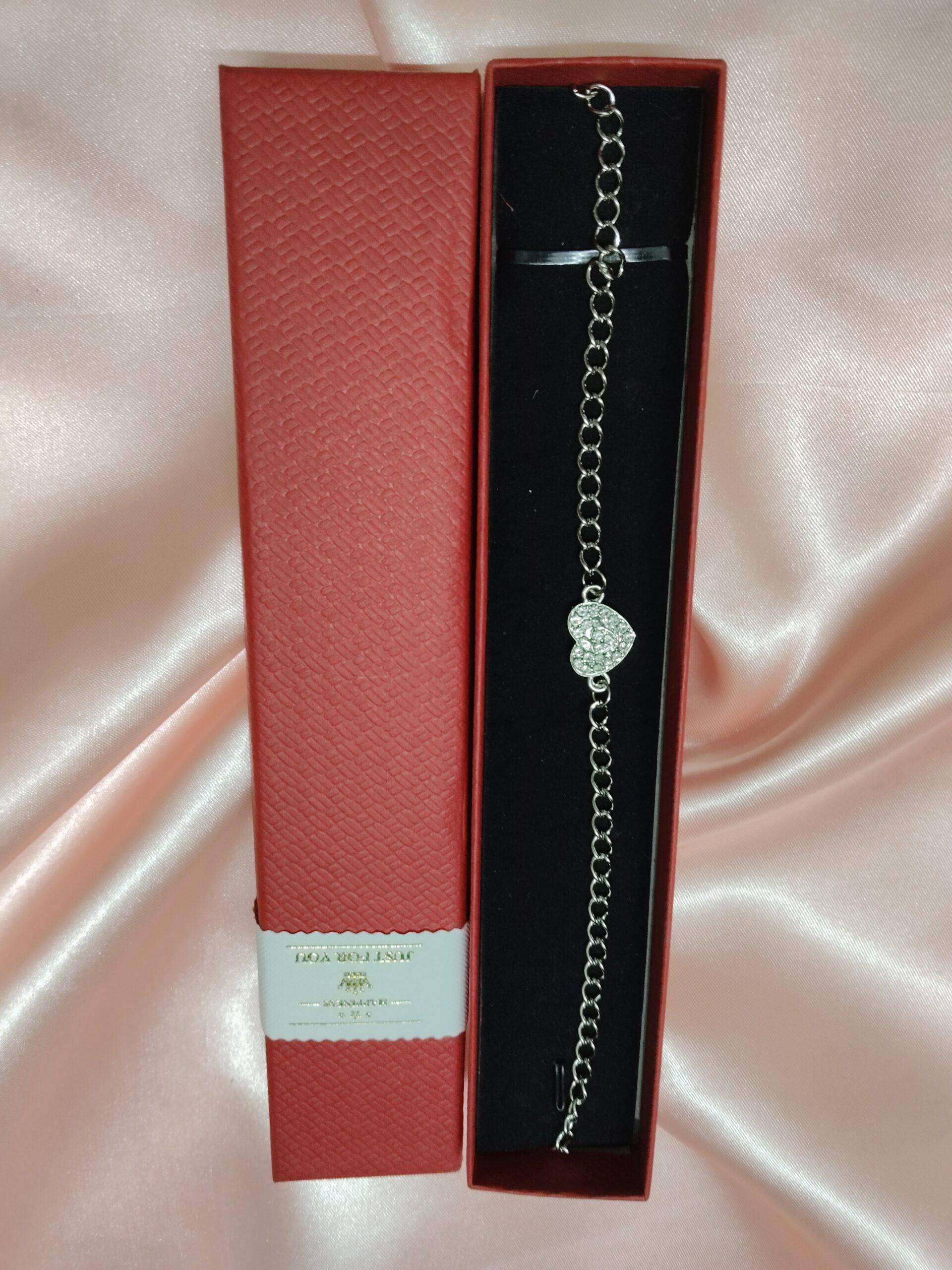 BRL002-scaled-1.jpg Sparkling Silver Heart Bracelet – Luxury Gift for Women - Image 1