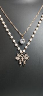 Elegant Double-Layered Pearl & flower Pendant Necklace - Image 3