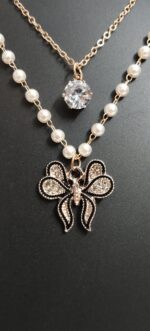 Elegant Double-Layered Pearl & flower Pendant Necklace - Image 4