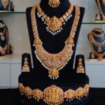 Premium Antique With Pearl Hanging Set For Rent