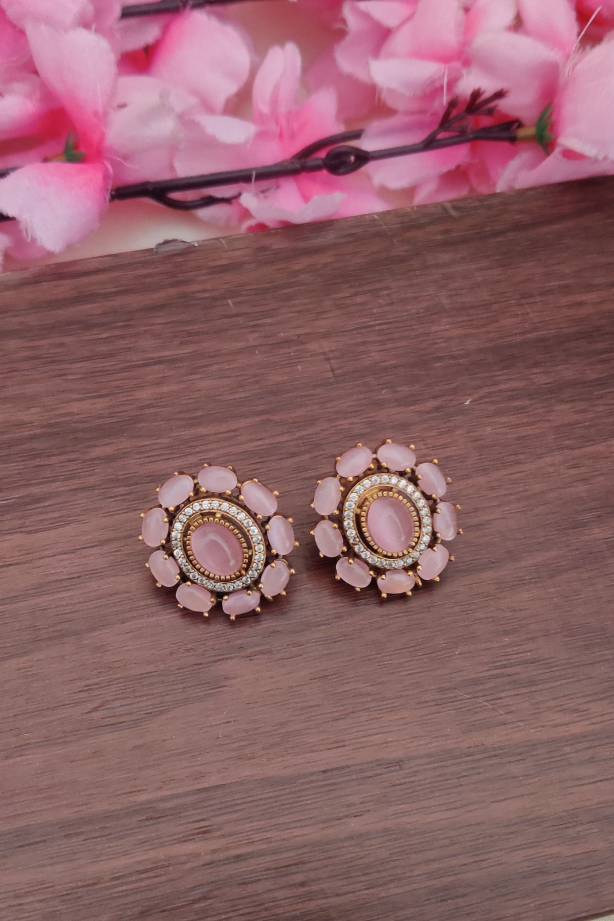 IMG_20250313_163358-1.jpg Victorian Light Pink Earrings - Image 1