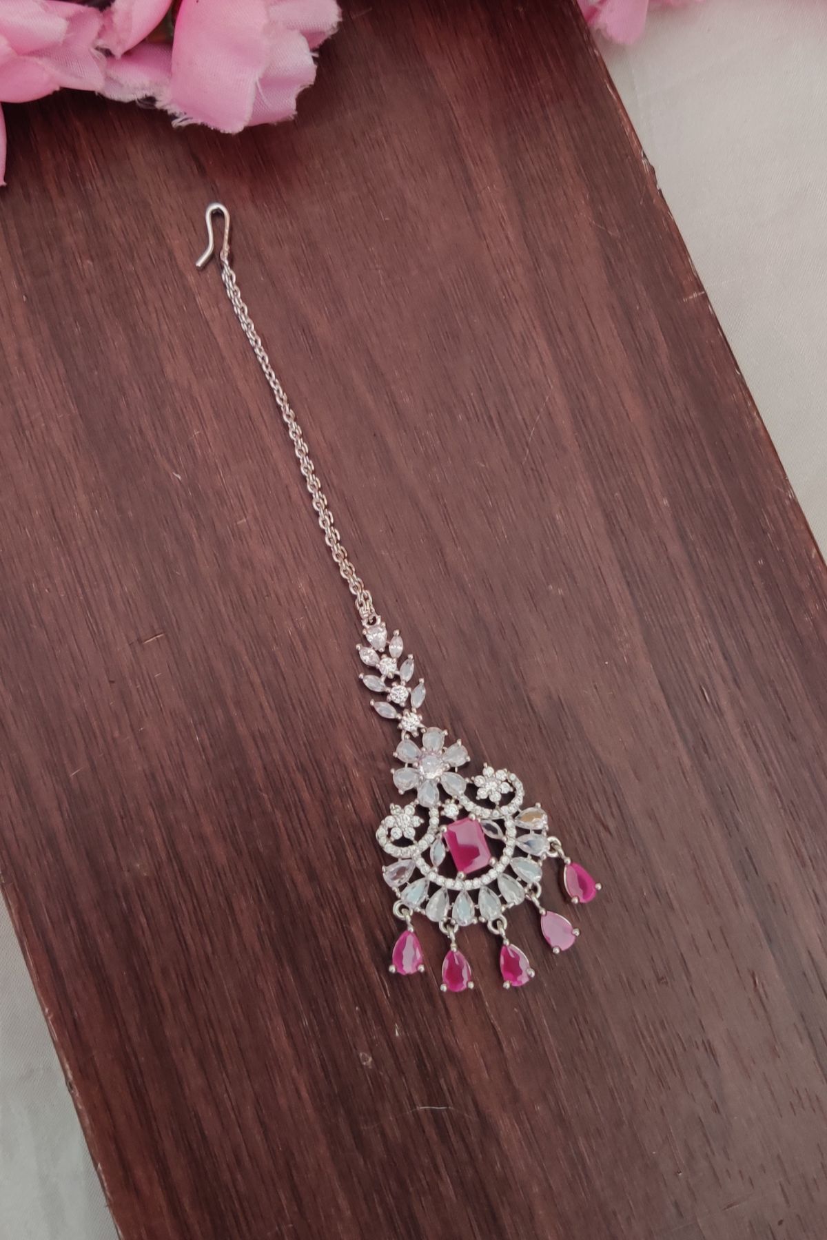 IMG_20250819_121405-3.jpg AD White and pink Stone Tikka - Image 1