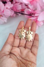 Trending Flower Designer Earcuff - Image 2